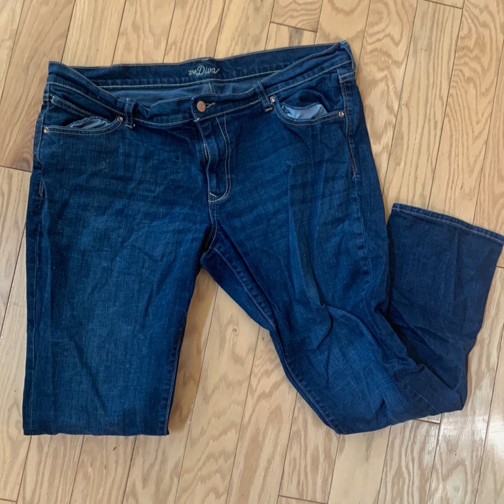 Old Navy The Diva dark Denim Jeans Size 16